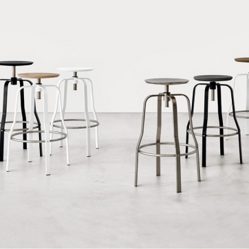 Giro Stool