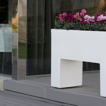 Muro Planter