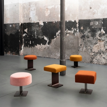 Trono Stool